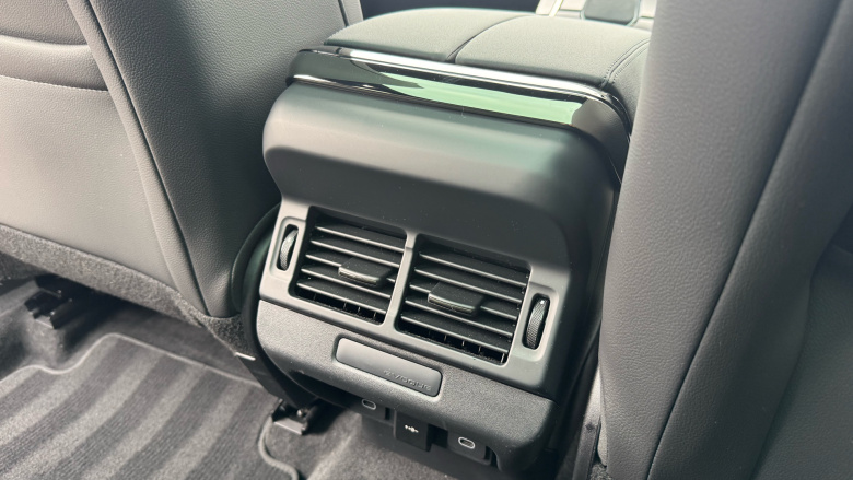 Land Rover Range Rover Evoque 2.0 D200 Dynamic SE 5dr Auto Diesel Hatchback